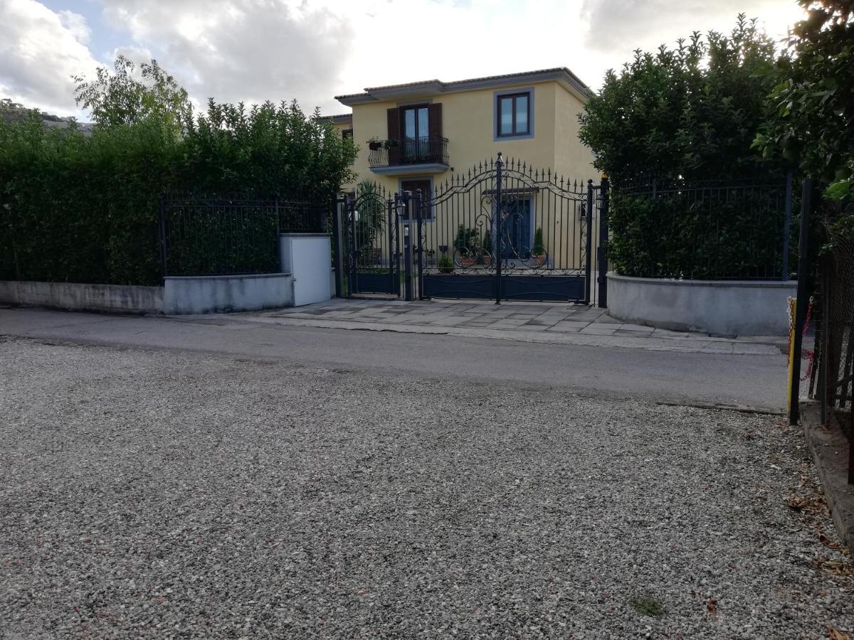 B&B Villa Rosa SantʼAntonio Abate Exterior foto